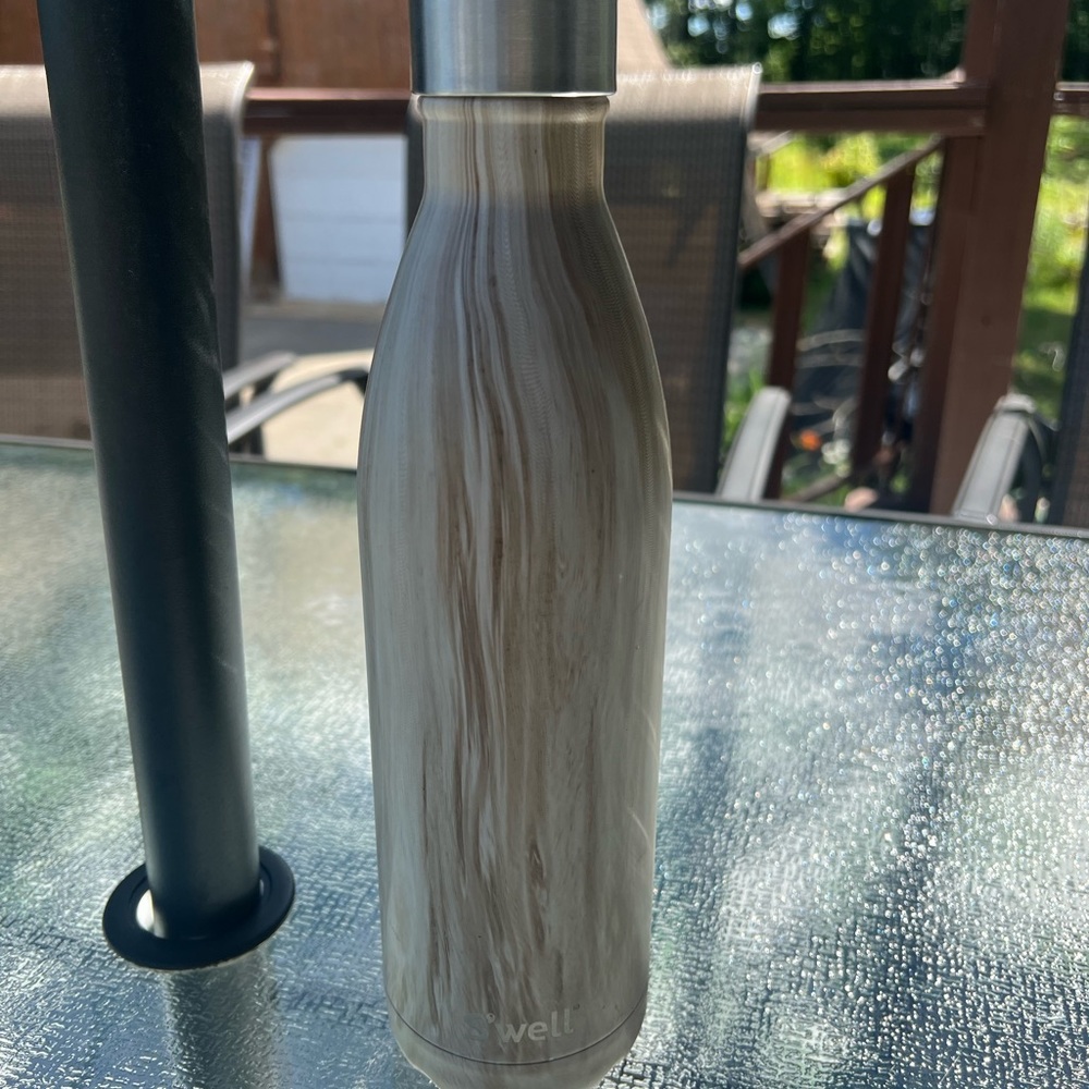 S’Well woodgrain bottle 25OZ